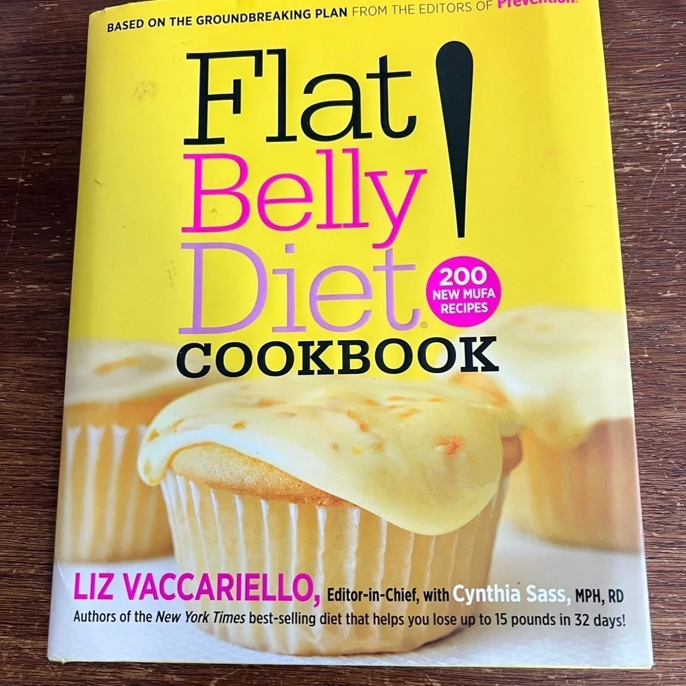 Flat Belly Diet! Cookbook • 200 MUFA Recipes • 2008 Hardcover